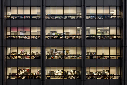 制造業(yè)PMI時(shí)隔5個(gè)月重回?cái)U(kuò)張區(qū)間，釋放經(jīng)濟(jì)向好信號(hào)