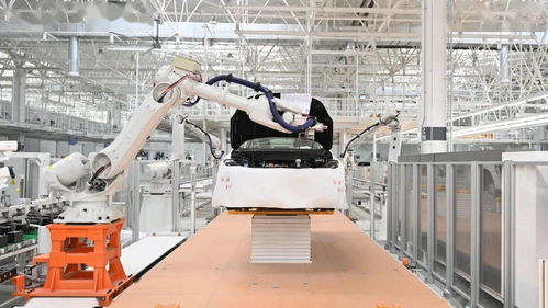 中國一汽紅旗繁榮工廠 搶占新能源汽車行業(yè)制高點，爭當紅旗高品質產品智造者